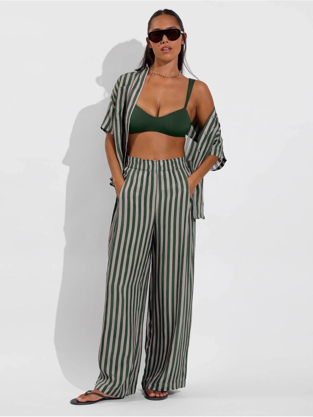 NWT Left On Friday Day Trip Pant